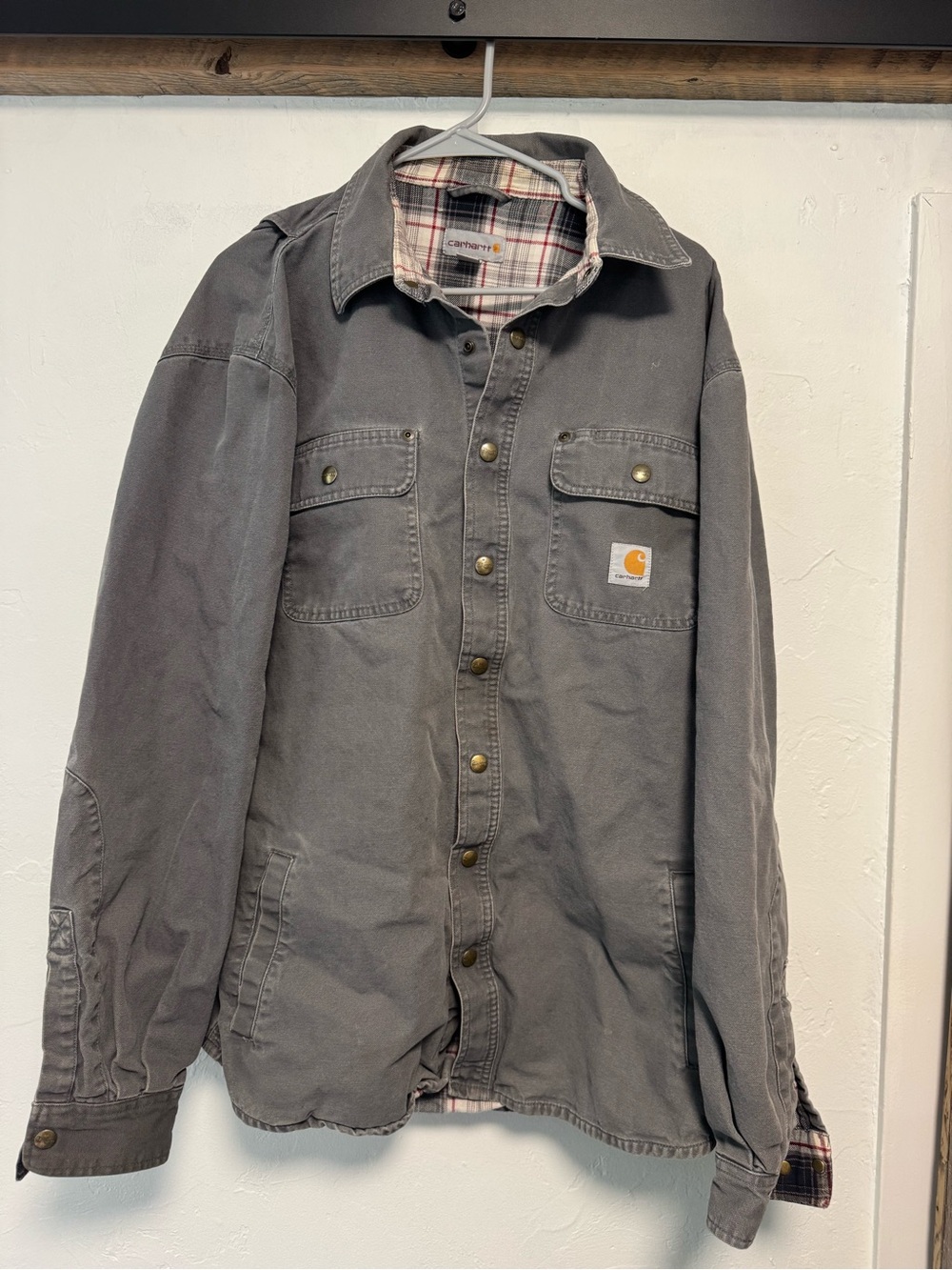 Carhartt Men’s Gray Heavy Duty Work Jacket with Plaid Lining